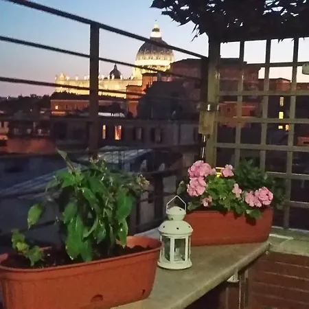 Angels Gate San Pietro Apartment Rome