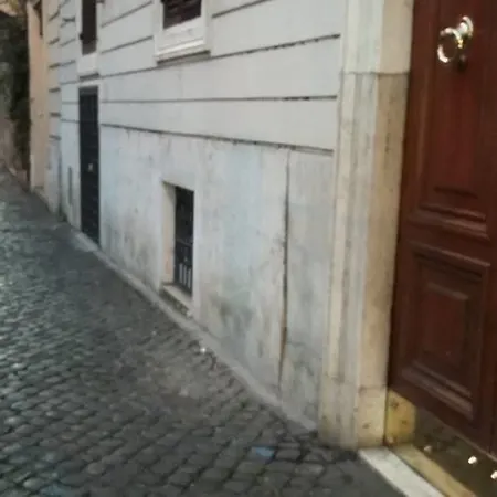Angels Gate San Pietro Apartment *