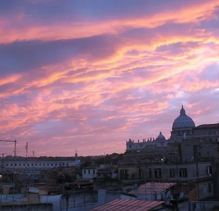 Angels Gate San Pietro Apartment Rome