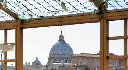 Angels Gate San Pietro * Rom